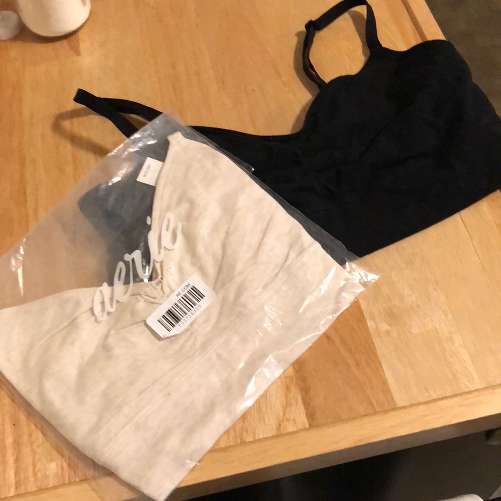 NWT aerie sports bra